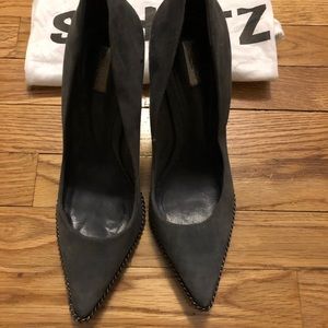 Schutz grey suede pumps sz8.5